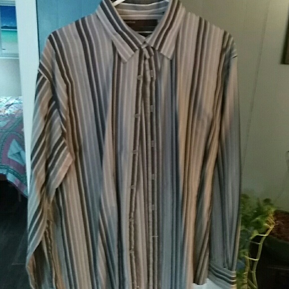 Perry Ellis dress shirt - Picture 1 of 3